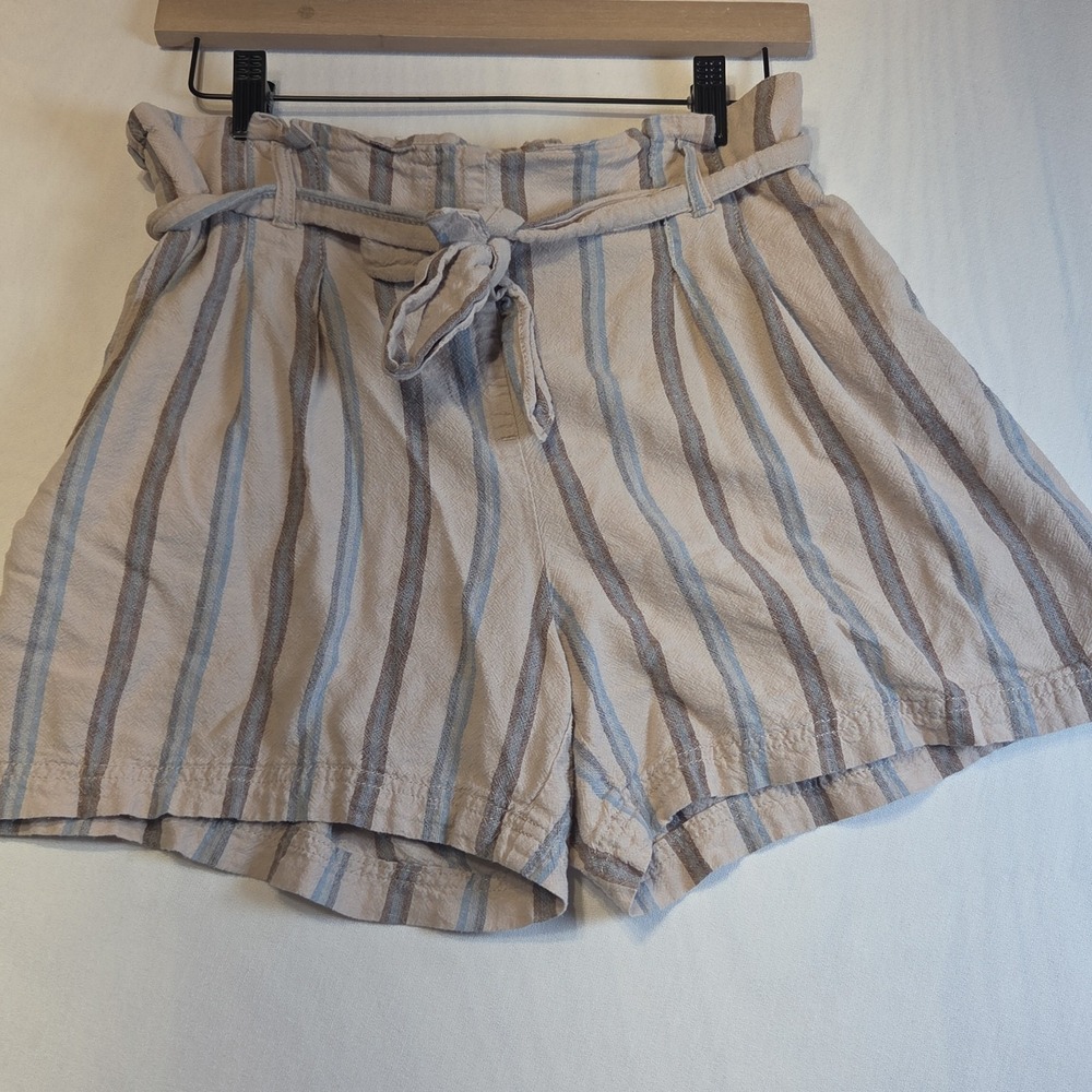 ECI Women Linen Blend Paperbag Waist Shorts Striped Tie Belt Pull On Size M
